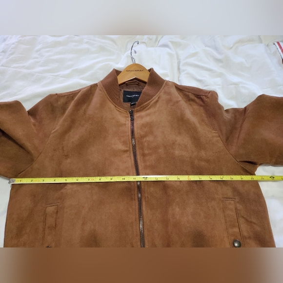 NWT Vegan Suede Bomber Size Medium In Dark Acorn By Banana Republic Factory - Picture 10 of 12